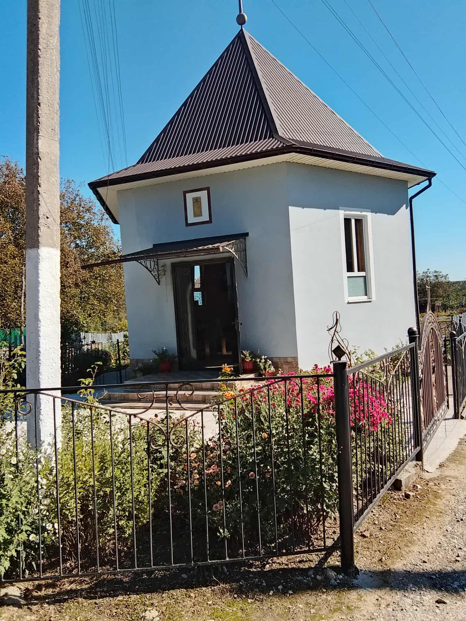 ЖІНКА, ЯКА ЗБУДУВАЛА КАПЛИЦЮ: ІСТОРІЯ ВІРИ, ЖЕРТОВНОСТІ ТА ВДЯЧНОСТІ