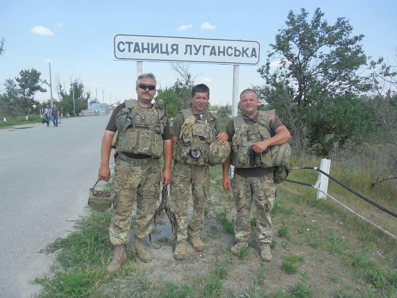 ВІД ШКІЛЬНОЇ ПАРТИ ДО МІННИХ ПОЛІВ