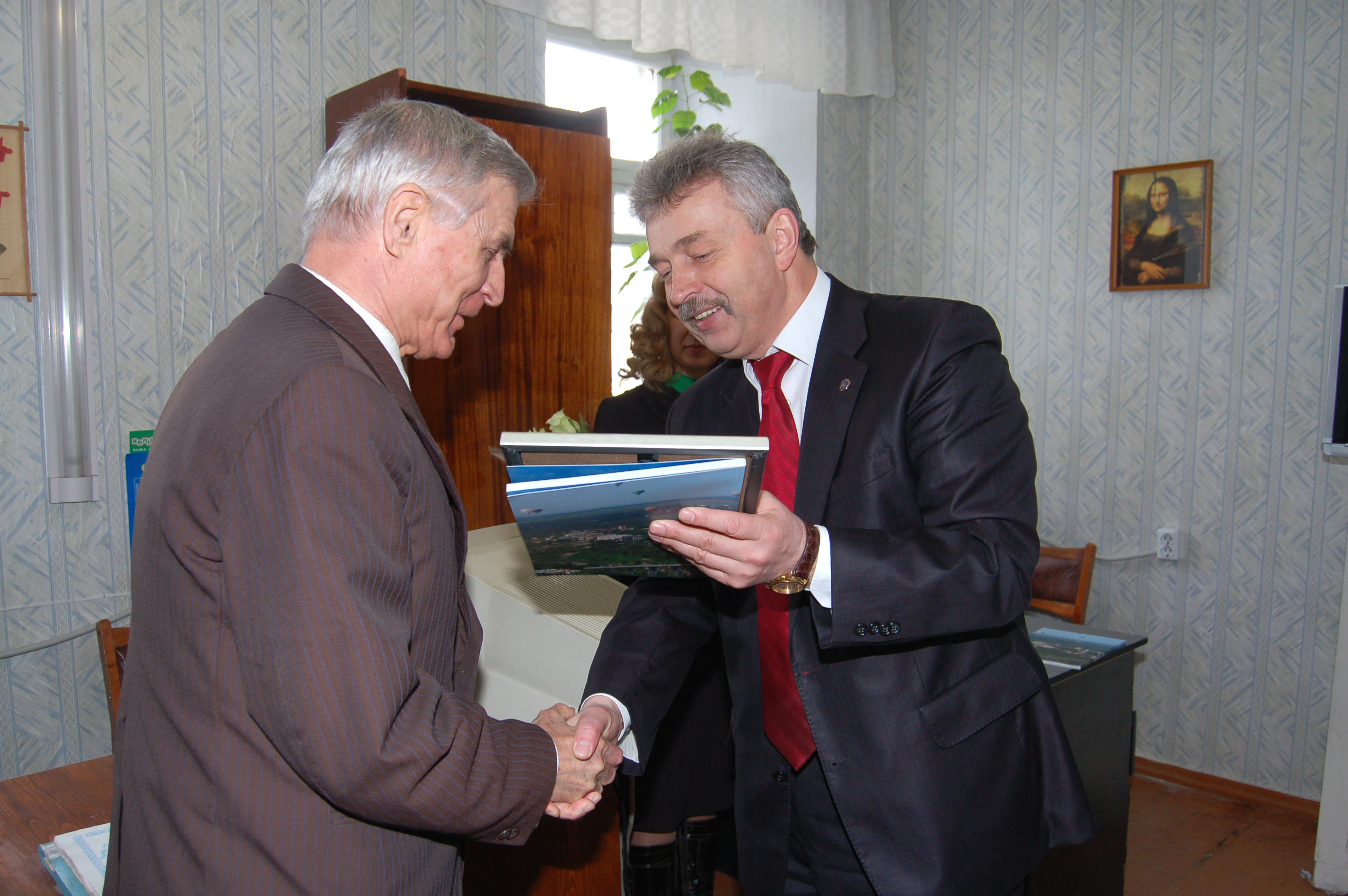 СЛАВНИЙ ЮВІЛЕЙ ПОДІЛЬСЬКОГО ЖУРНАЛІСТА